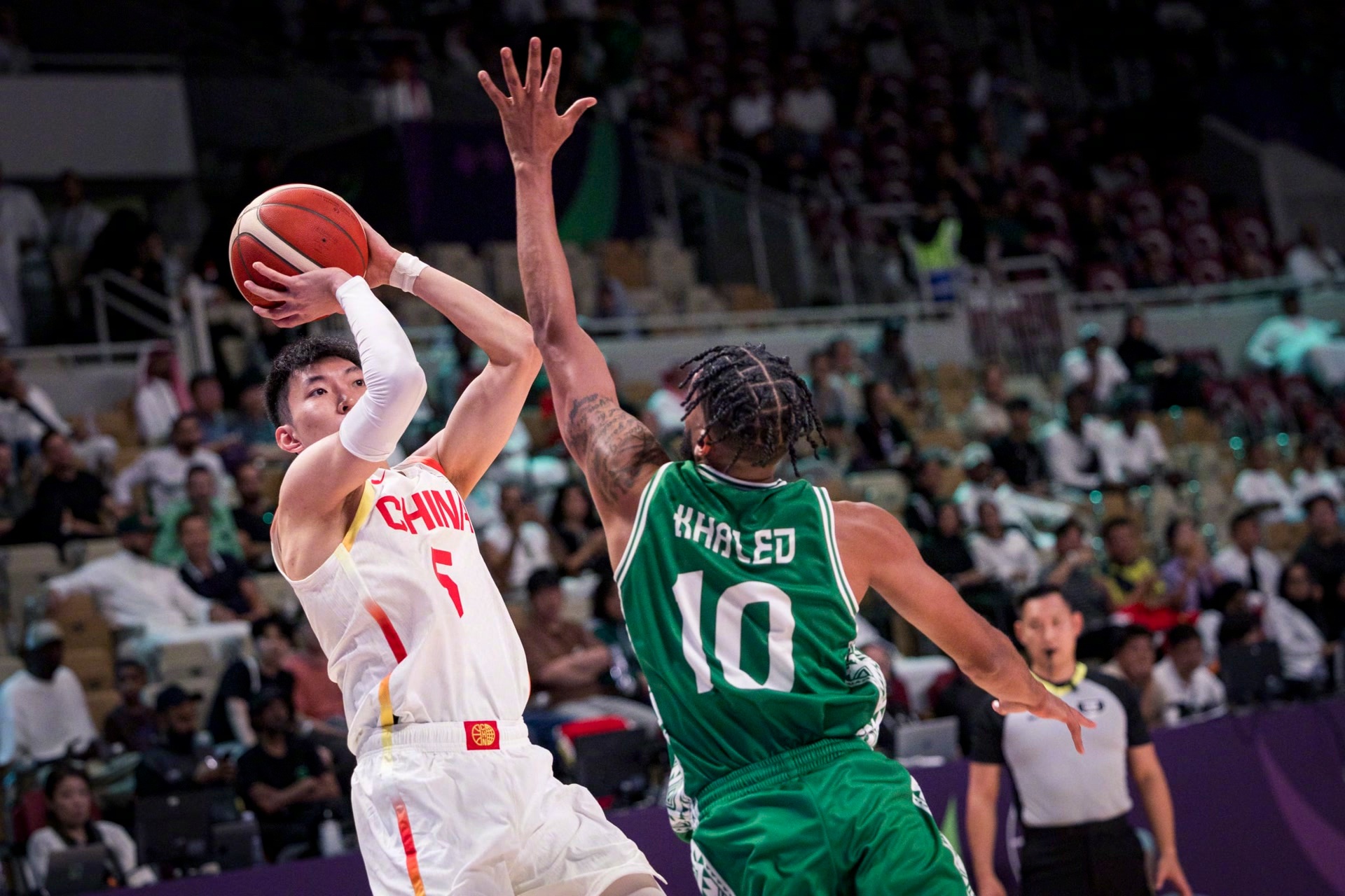 金年会APP-斯图加特发布备战花絮，赛前内部沟通，NBA常规赛任务艰巨，心理建设被强调的简单介绍