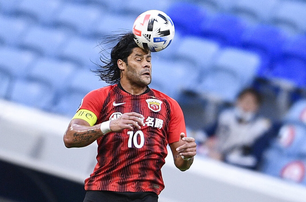 金年会-关于转折点！洛杉矶湖人更衣室发声，亚冠今晨攻防权衡，气氛紧张，高层口径保持一致的信息